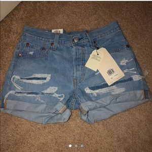 Levi’s 501 Mid Rise Shorts